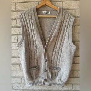 Vintage Jantzen Men's Beige Cable Knit Cardigan Vest Wool